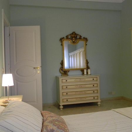Villa Serena В'яреджо Екстер'єр фото